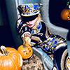 Madonna anticipating Halloween. Photo by Ricardo Gomes.