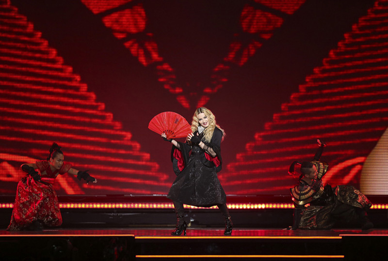 Rebel Heart Tour pictures - Madonna photos live on stage | Mad-Eyes